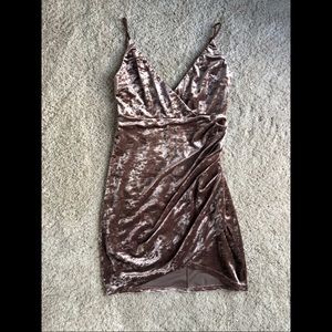 FOREVER 21 VELVET DRESS